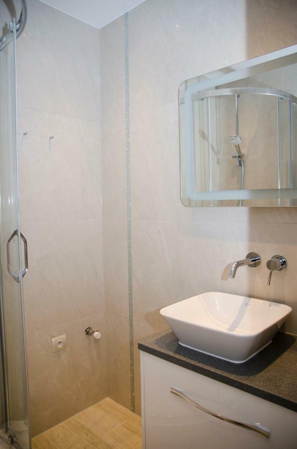 kameralny apartament Opolznevoye Bagian luar foto