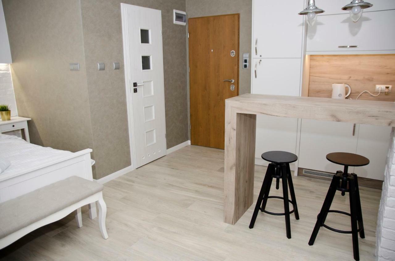 kameralny apartament Opolznevoye Bagian luar foto